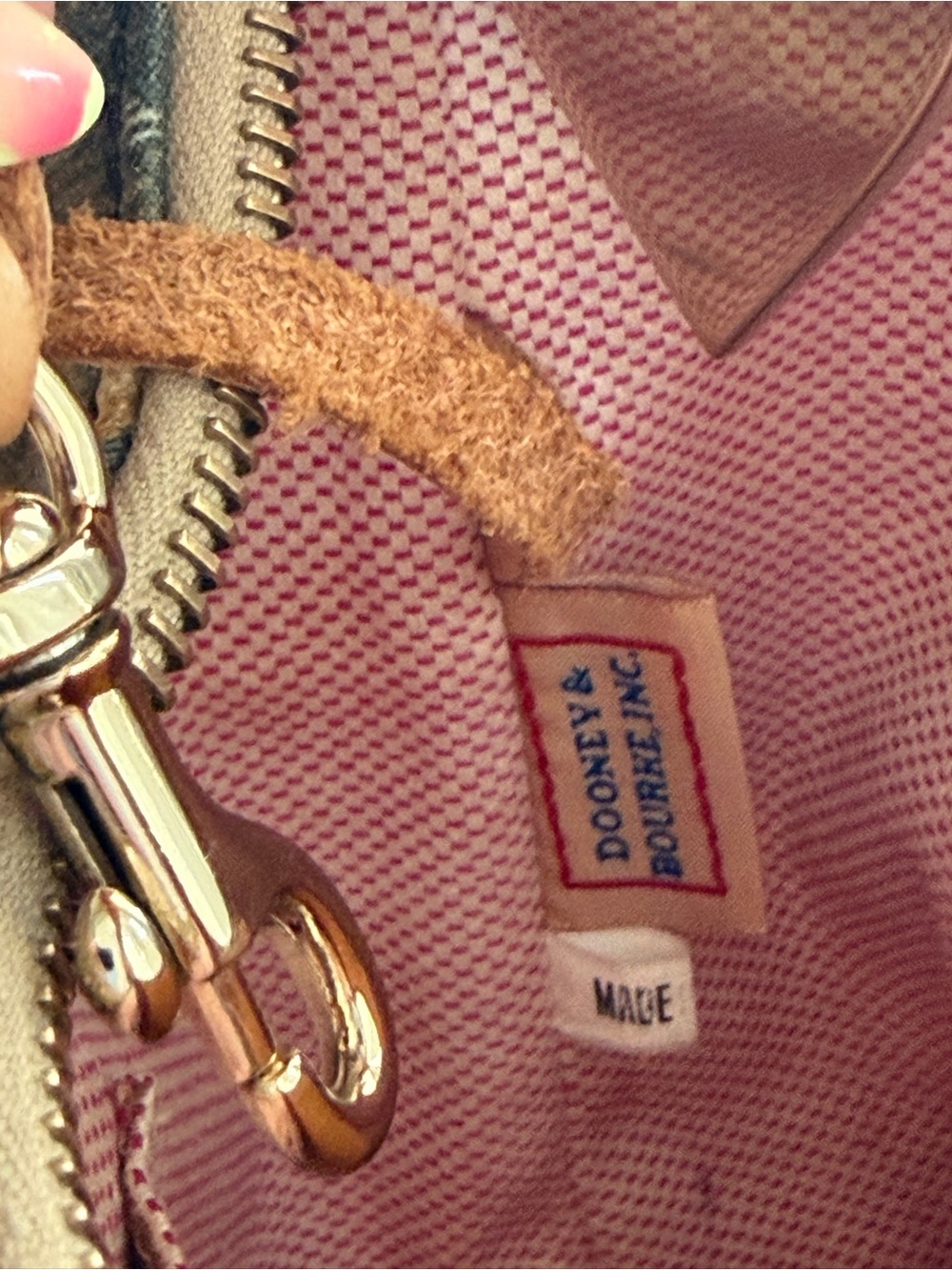VINTAGE Dooney & Bourke Logo-Print Hobo with Tan Trim - Picture 6 of 7
